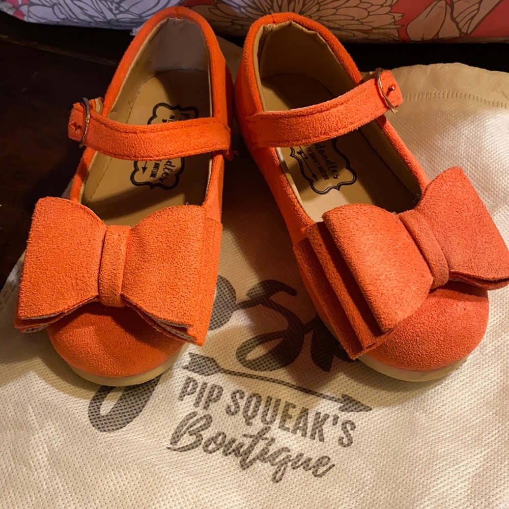 Toddler Maryjanes 🧡